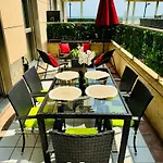 公寓 Stylish With Terrace On The Beachfrom *