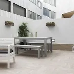 Guest Plaza Ayuntamiento Grand דירה
