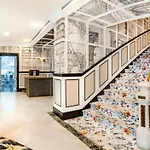 Sh Ingles Boutique 4*
