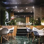 Sh Ingles Boutique Hotel