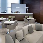 Nh Center Hotel