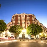 Petit Palace Ruzafa فندق