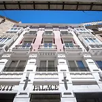 Petit Palace Plaza De La Reina Отель 3*