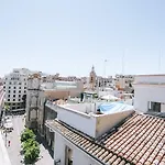 Petit Palace Plaza De La Reina Валенсия