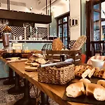 Myr Plaza Mercado & 4*