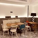 Отель Myr Plaza Mercado & Валенсия