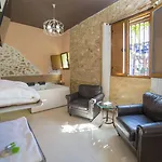 L'otelet By Sweet بيت ضيافة فالنسيا