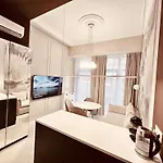 Era Deluxe Oasis 2 Near The * ולנסיה