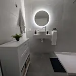 Ballena - Modern - Near Bioparc By Rio Turia * Valencia