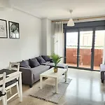 Cortes - Pool Paddle Tennis Court And Gym