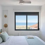 Isola Beachside Apartment