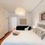 Your Sunny & Spacious Portview *