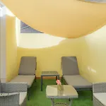 Gorgeous With A Large Private Terrace Apartahotel 4*