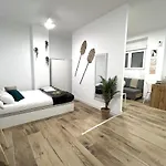 Loft Tr28 - Ground & Arts Connected *