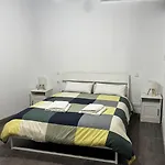 Plaza La Reina 3th Floor & No Elevator Валенсия