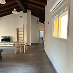 Апартаменты Plaza La Reina 3th Floor & No Elevator