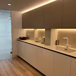 Bright Spacious Luxury 公寓 *