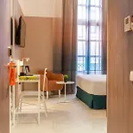 Axel (adults Only) 4* Valence
