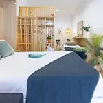 Travel Habitat Mediterranean Lofts * 瓦伦西亚