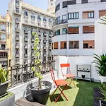 Atico Centro 아파트 *