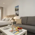 Poeta Llombart Apartmán *