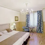Vincci Lys Hotel 4*