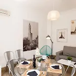 Palacio De Rojas By Moontels Apartment