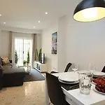 Singularstays Mercado