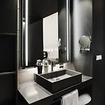 One Shot Mercat Szálloda 4*