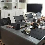 Couette-café Angel Guimera & Breakfast Valence