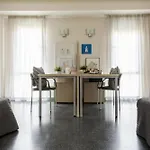 Apartamento Residencia Universitaria Resa Damia Bonet *