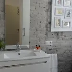 By Eric Olsan * Valencia