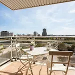 En La Ciudad De Ciencias Y Cerca De La Playa Lägenhet Valencia