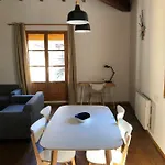 Apartment Cozy En Blanch. Center