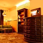 Hografic Otel 2*