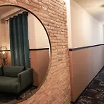 Hografic Ξενοδοχείο 2*