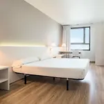 Ilunion 3 מלון 3*