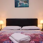 Bed and Breakfast Jardines Del Parterre & Breakfast