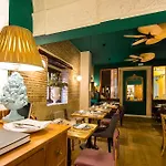 Palacio De Rojas By Moontels Apartment