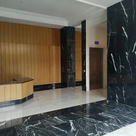 Flats Friends Plaza De La Reina 4* Valensiya