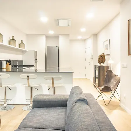 Town Hall Penthouse *