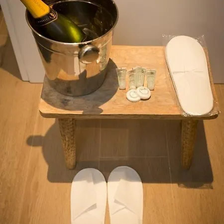 & Co. Saler Boutique Szálloda 3*