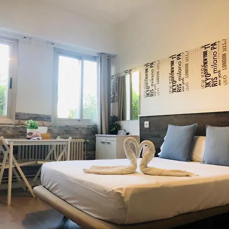 Suits You: Adults-only Centro Historico With Auto Check-in Valencia