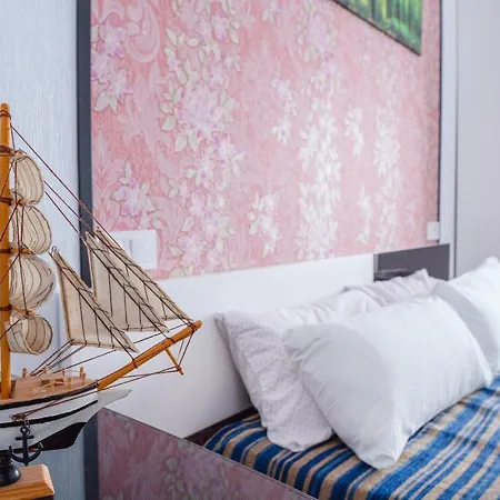 On-line Luxury Apart Remunta, Free Wi-fi شقة