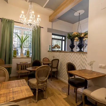 Bed & Breakfast Maison Reina Valencia