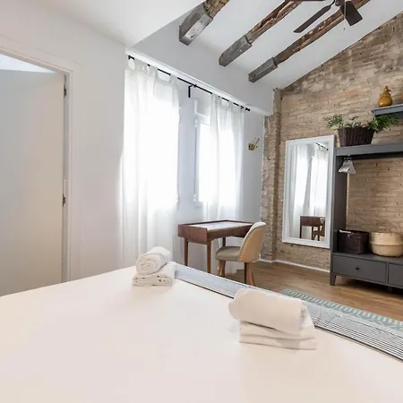 Bed & Breakfast Maison Reina Valencia
