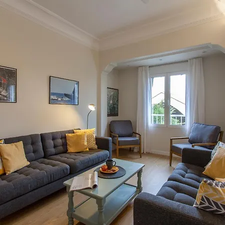 Apartament Near The Marina, *