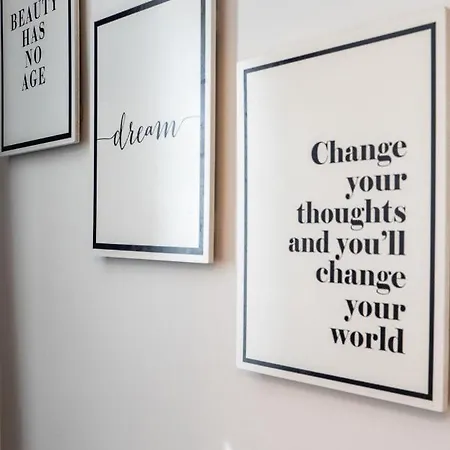 Versus Center * Valência