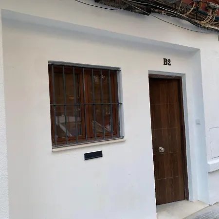 El Palacete De En Corts Bed & Breakfast