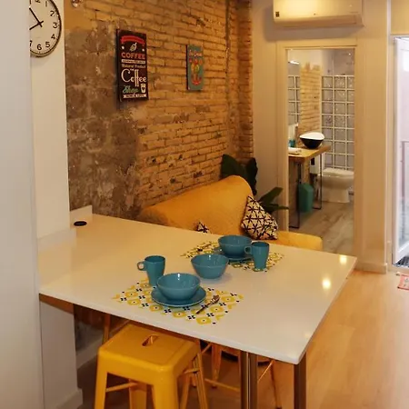 Loft Independiente Con Piscina Compartida En Centro De Валенсия